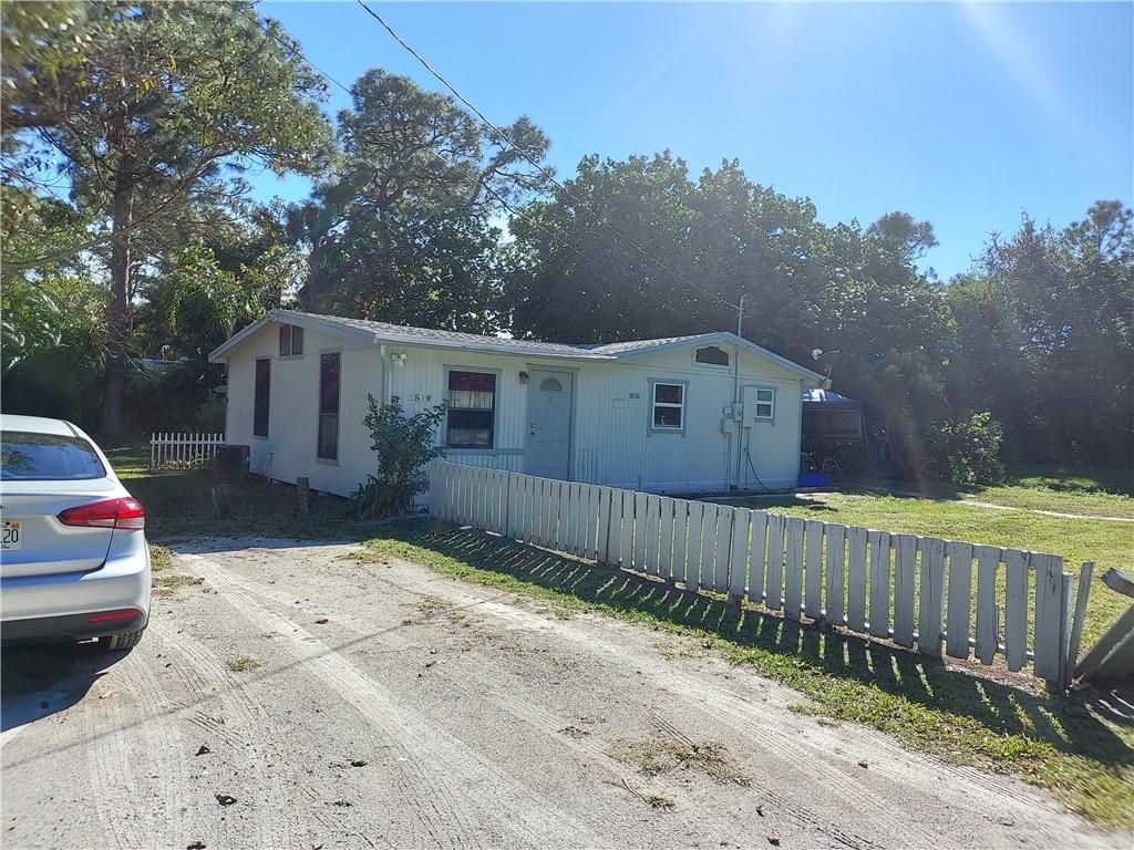Photo of 3518 SE Cleveland St, Stuart, FL 34997 (MLS # F10314979)
