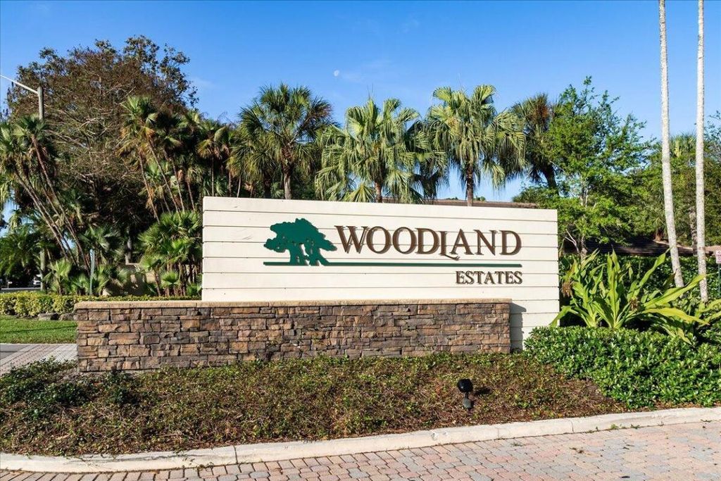 Photo of 5900 Stonewood Court, Jupiter, FL 33458 (MLS # R11131759)