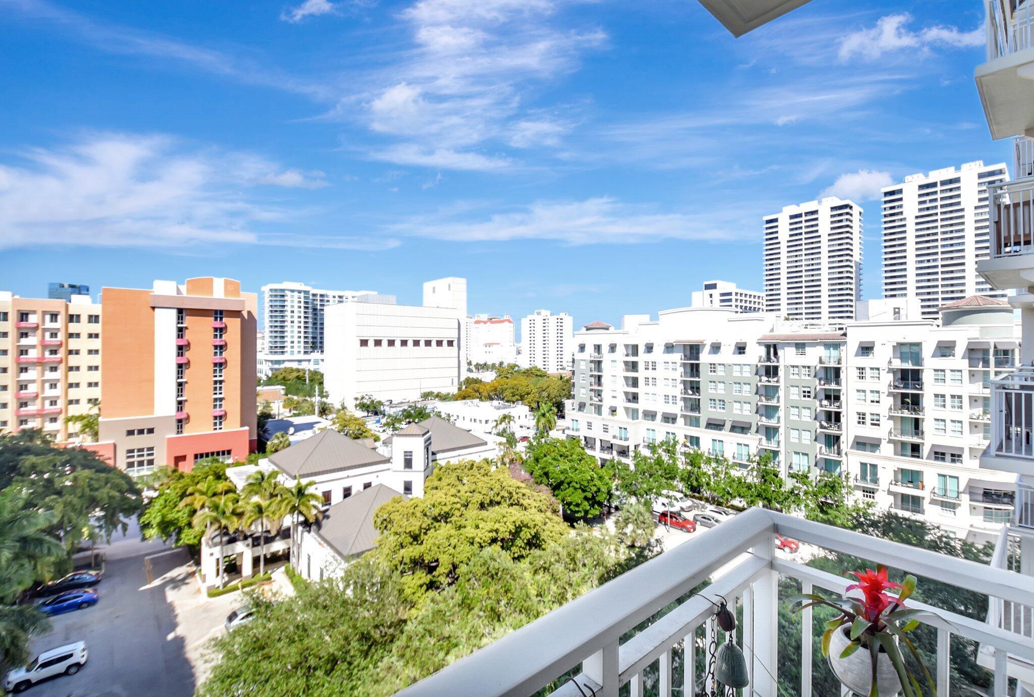 480 Hibiscus Street 736