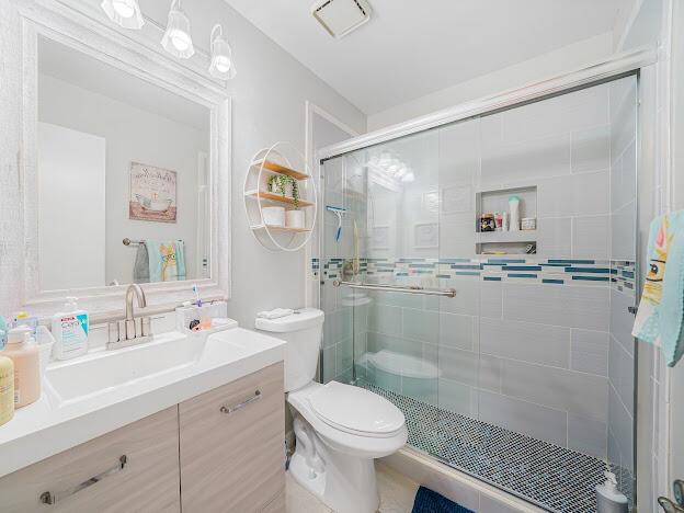 VILLAS OF WINDMILL POINT - Residential