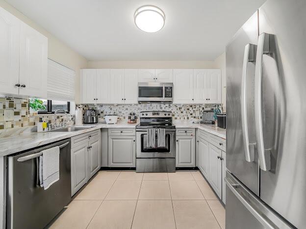 VILLAS OF WINDMILL POINT - Residential