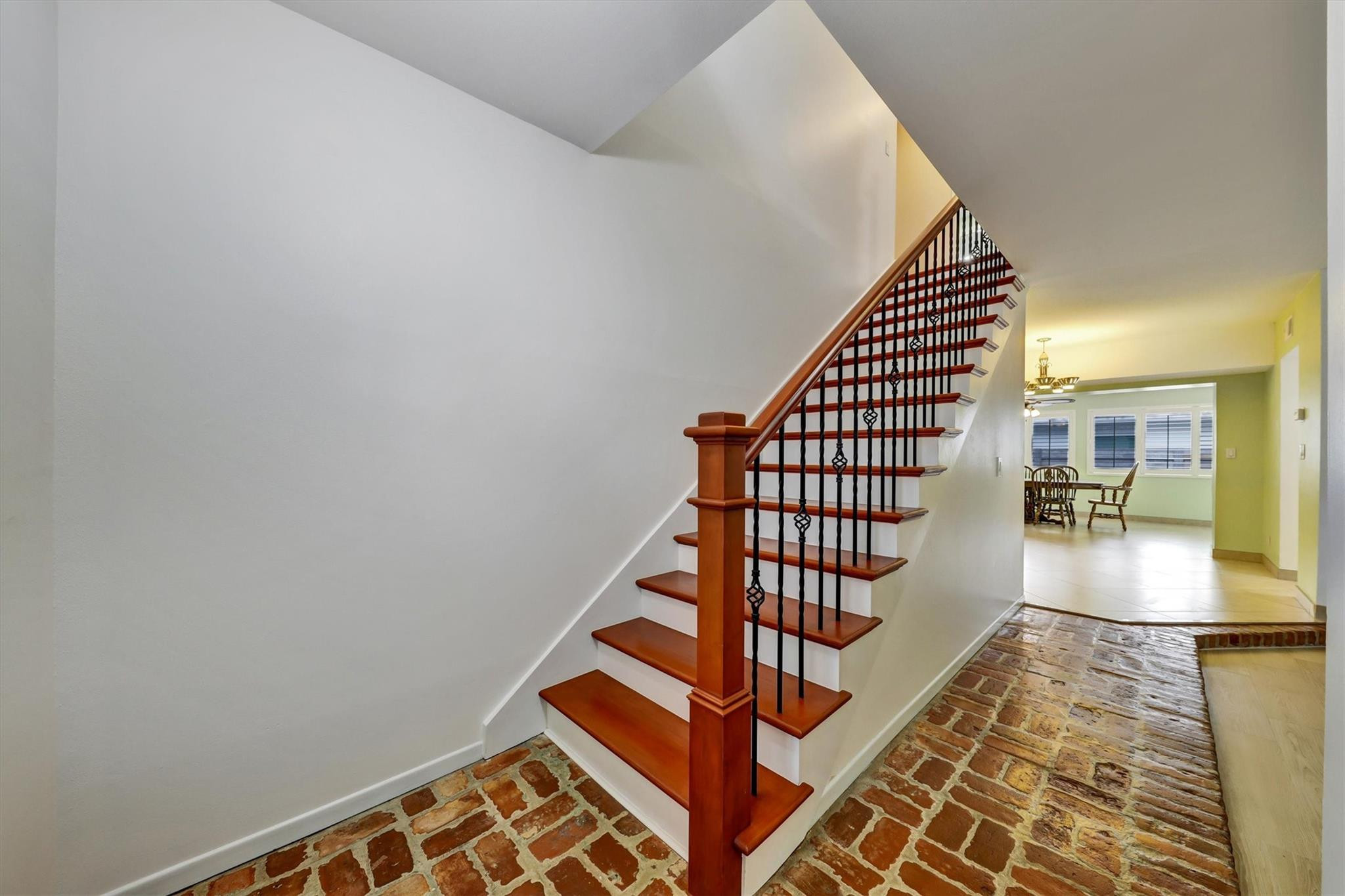 Cypress Point 28-16 B - Residential