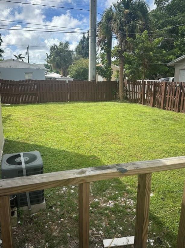 Hollywood Park 4-19 B - Residential Lease