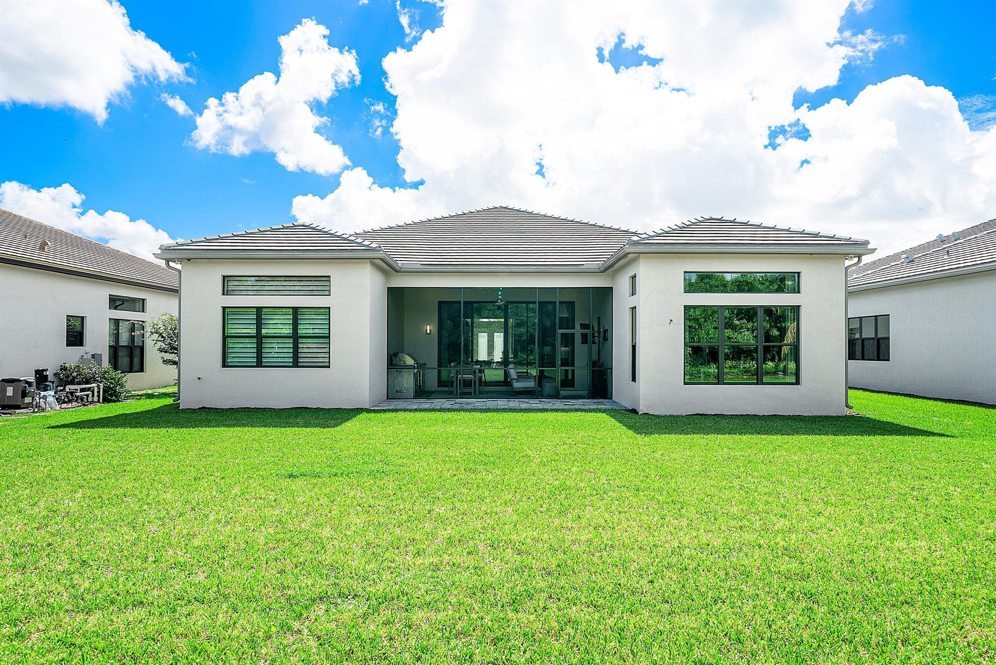 Valencia Grand - Residential