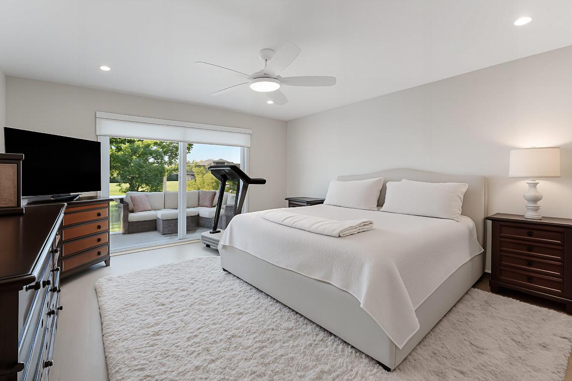 EASTPOINTE COUNTRY CLUB 1 - Residential