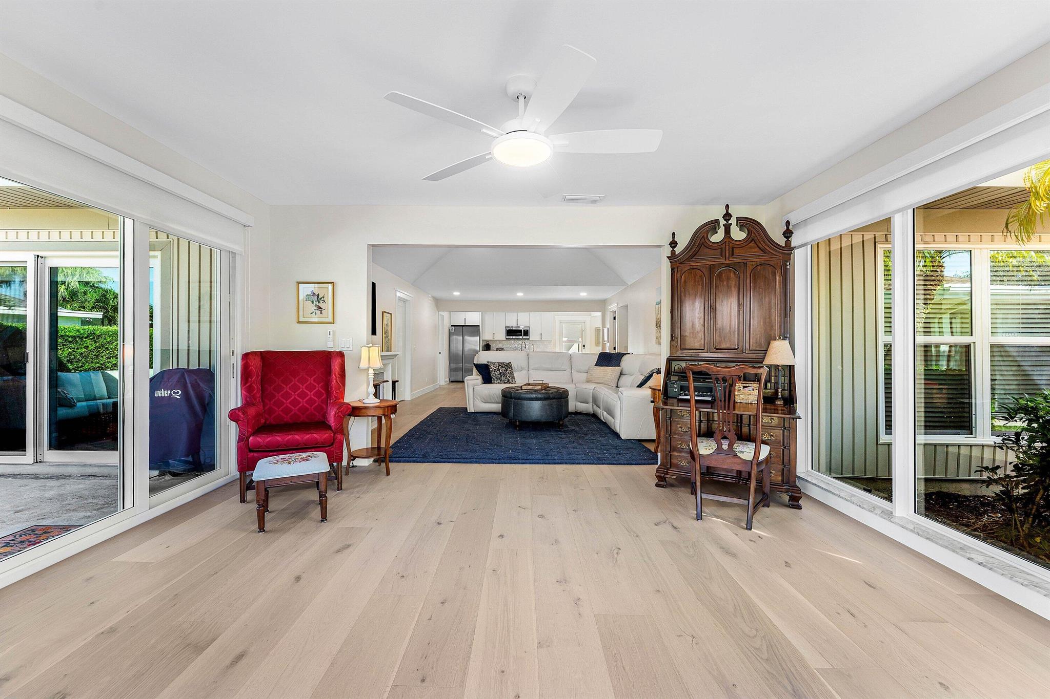 EASTPOINTE COUNTRY CLUB 1 - Residential