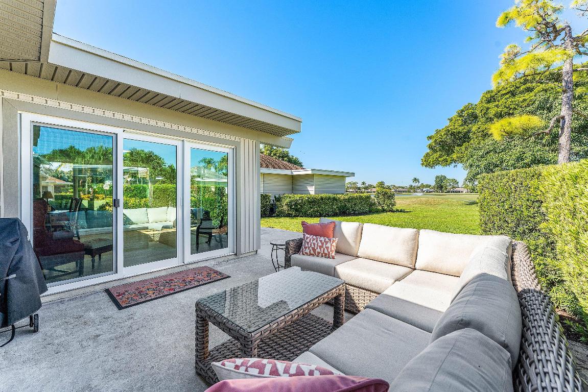 EASTPOINTE COUNTRY CLUB 1 - Residential