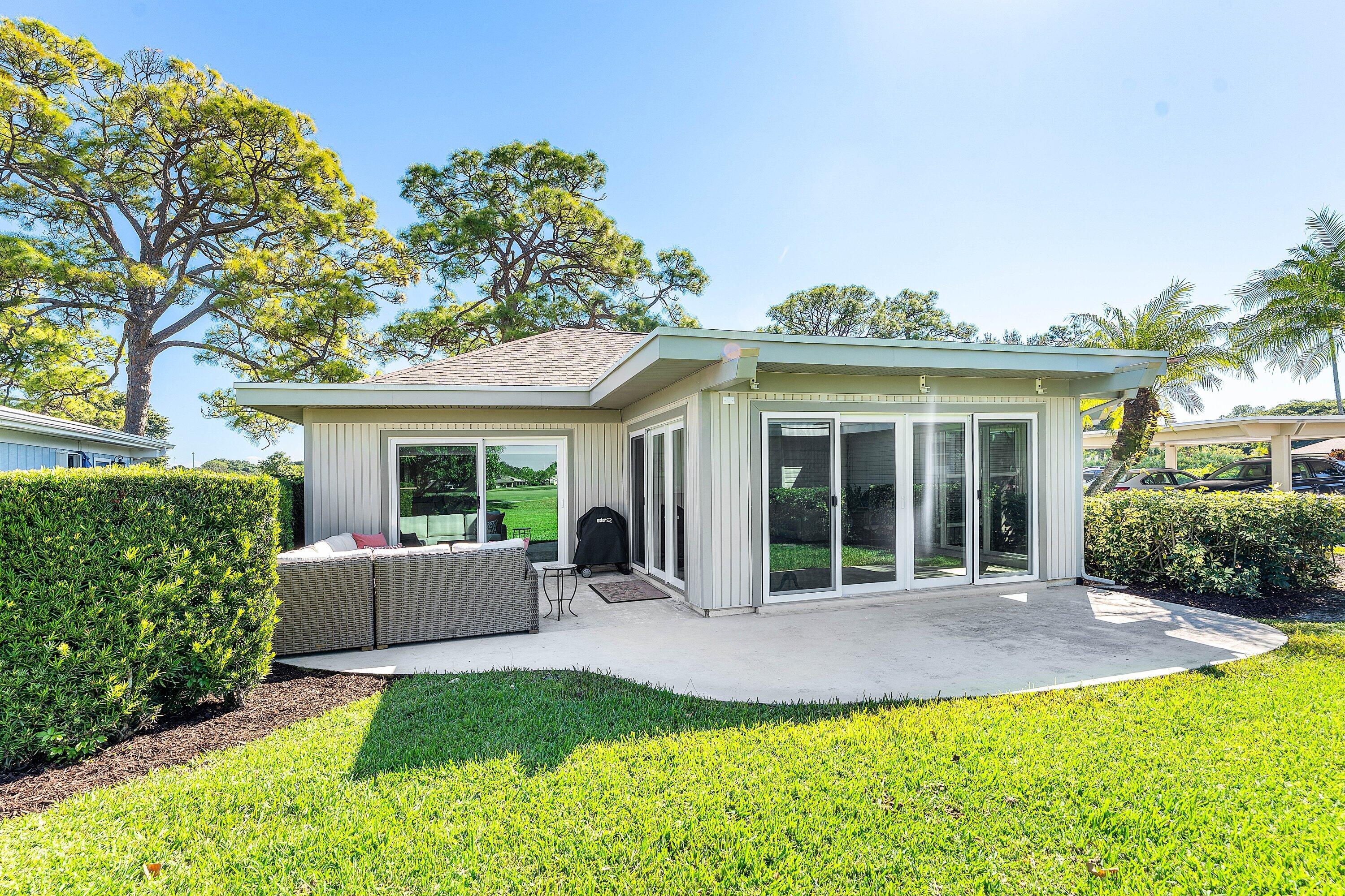 EASTPOINTE COUNTRY CLUB 1 - Residential
