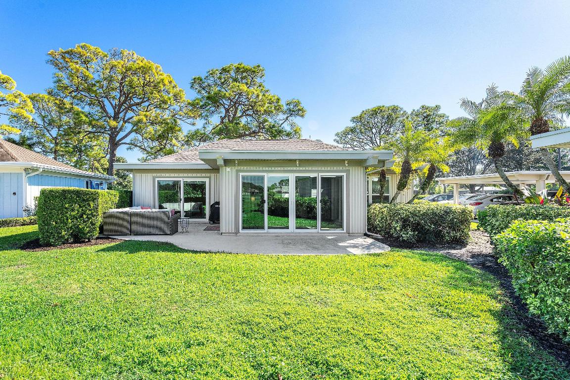 EASTPOINTE COUNTRY CLUB 1 - Residential