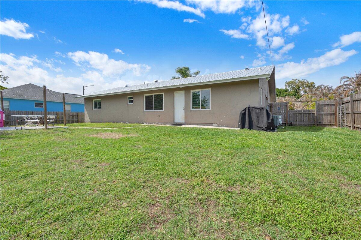 PORT ST LUCIE SECTION 3 - Residential