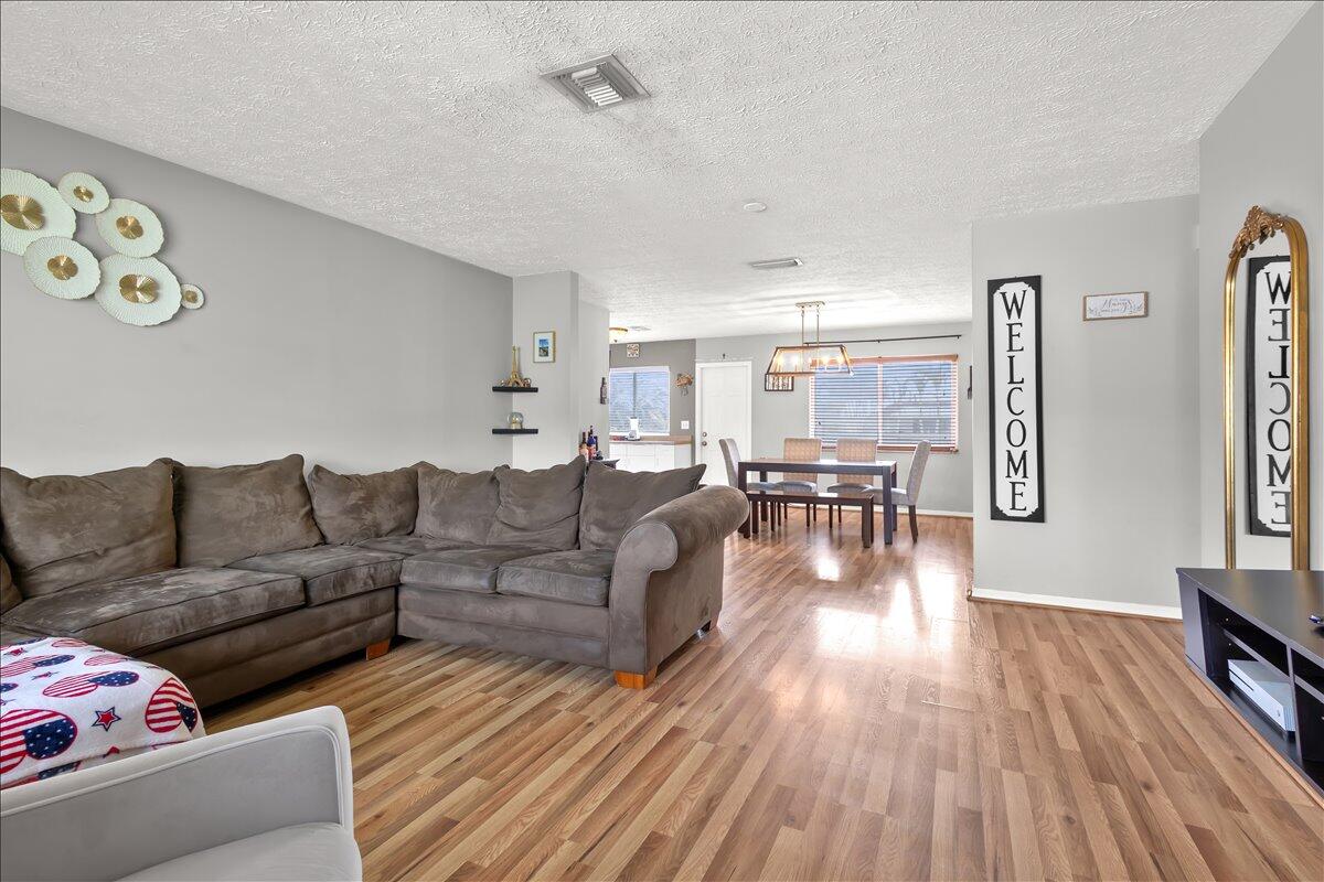 PORT ST LUCIE SECTION 3 - Residential