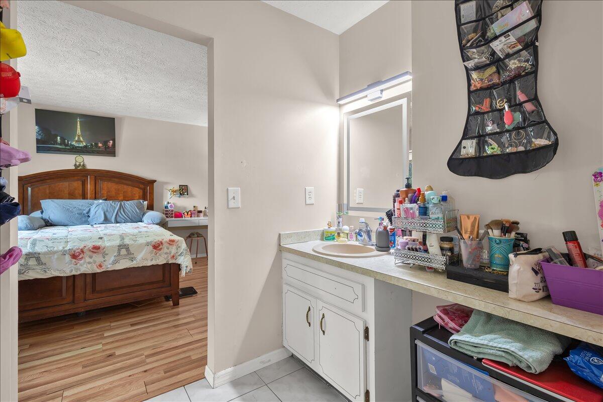 PORT ST LUCIE SECTION 3 - Residential