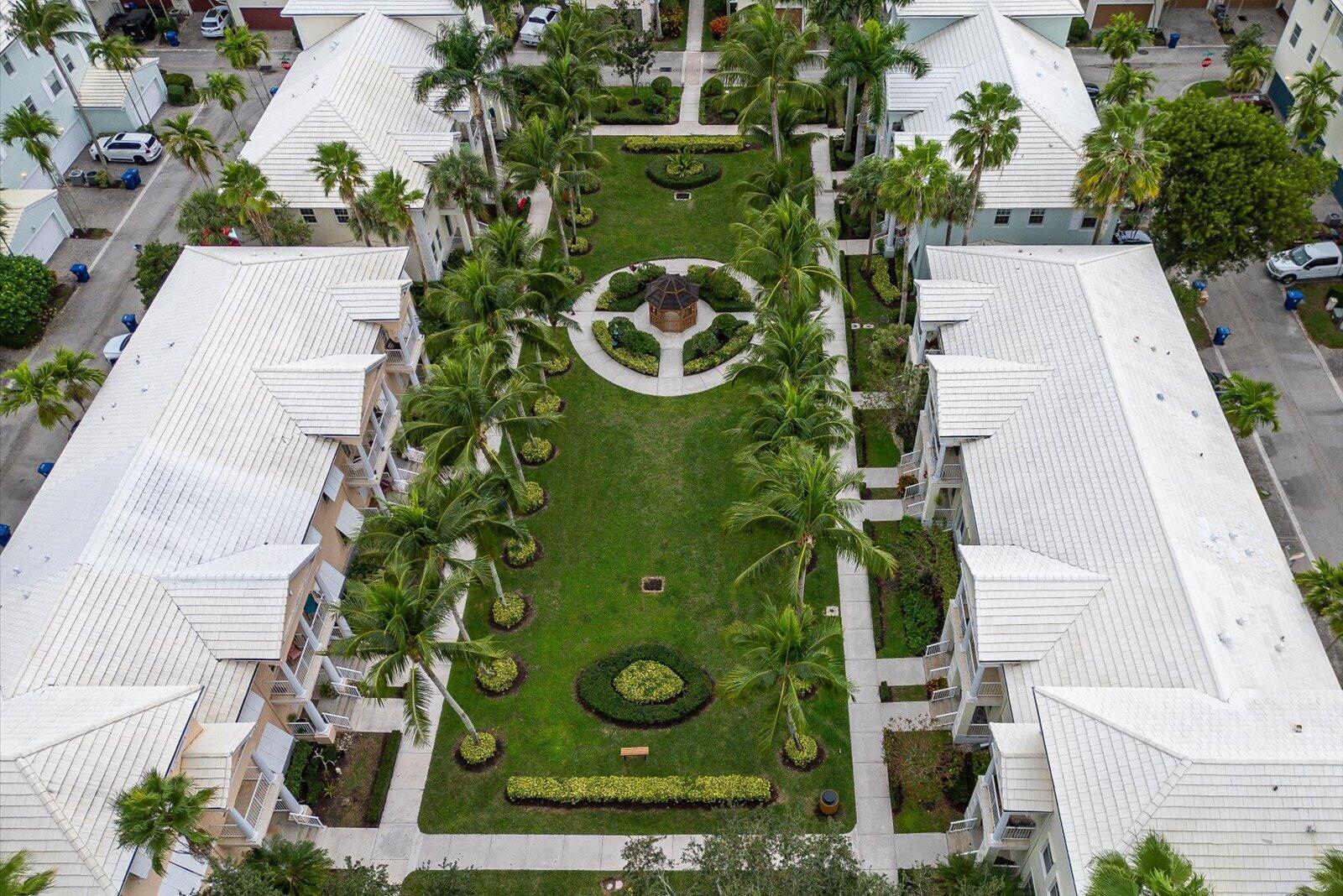 ABACOA TOWN CENTER 3 - Residential