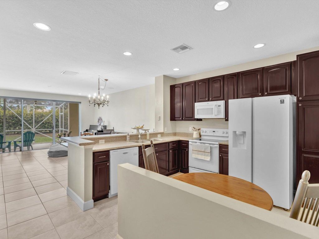 Photo of 9081 Tremezzo Lane, Boynton Beach, FL 33472 (MLS # R11102411)