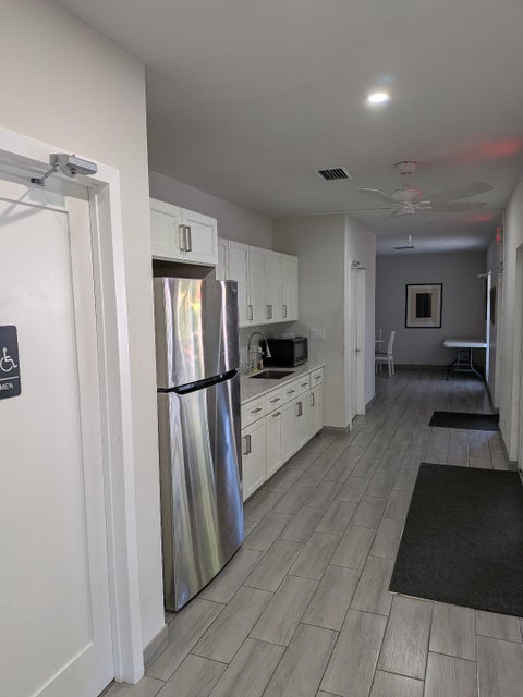 Tiny photo for 907 Cypress Terrace #205, Pompano Beach, FL 33069 (MLS # B26069108)