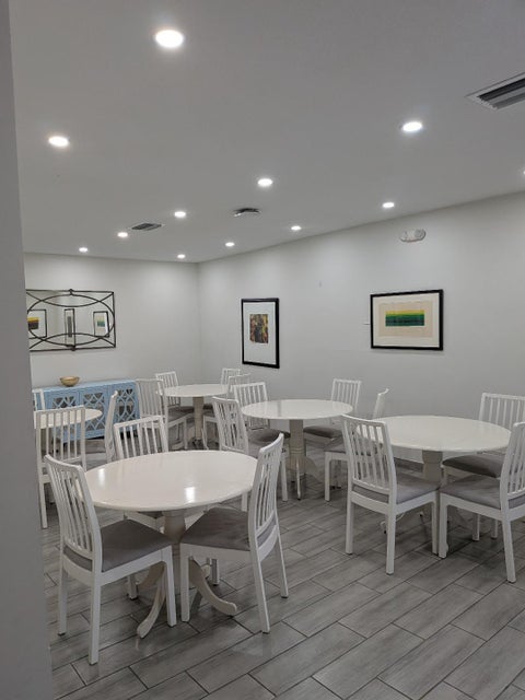 Tiny photo for 907 Cypress Terrace #205, Pompano Beach, FL 33069 (MLS # B26069108)