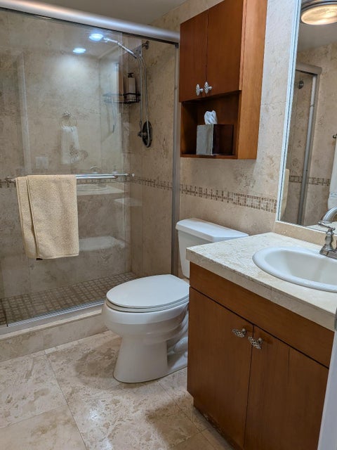 Tiny photo for 907 Cypress Terrace #205, Pompano Beach, FL 33069 (MLS # B26069108)