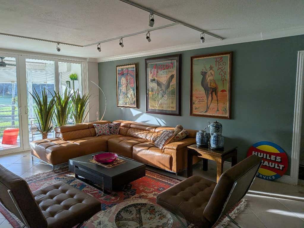 Photo of 907 Cypress Terrace #205, Pompano Beach, FL 33069 (MLS # B26069108)