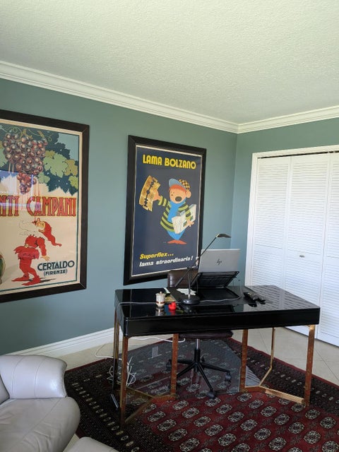 Tiny photo for 907 Cypress Terrace #205, Pompano Beach, FL 33069 (MLS # B26069108)