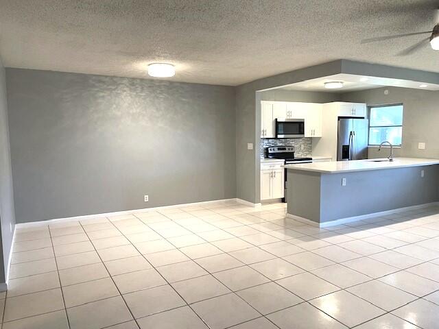 HIGH POINT OF DELRAY BEACH CONDO SEC II - Residential