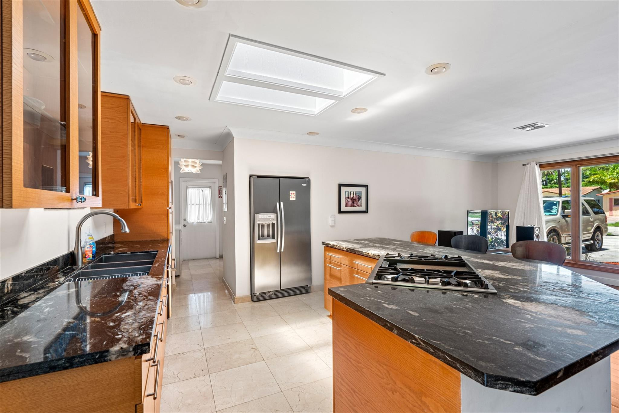 HOLLYWOOD LAKES SECTION - Residential