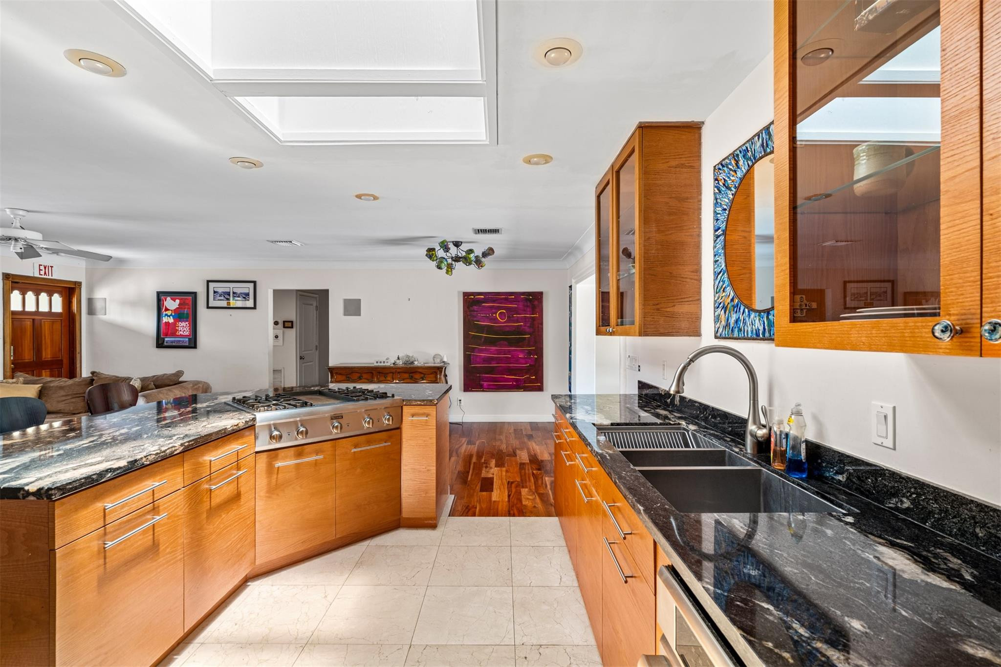 HOLLYWOOD LAKES SECTION - Residential