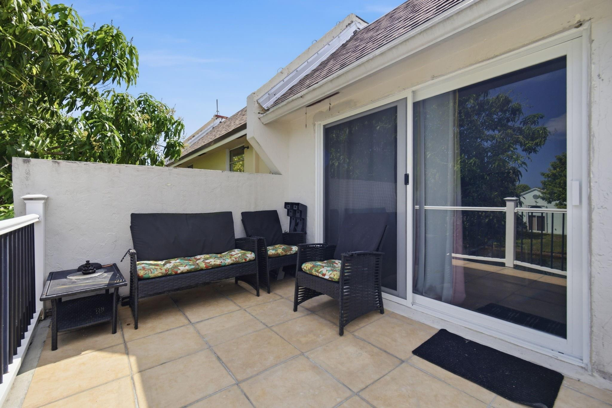 TAM O SHANTER VILLAS - Residential