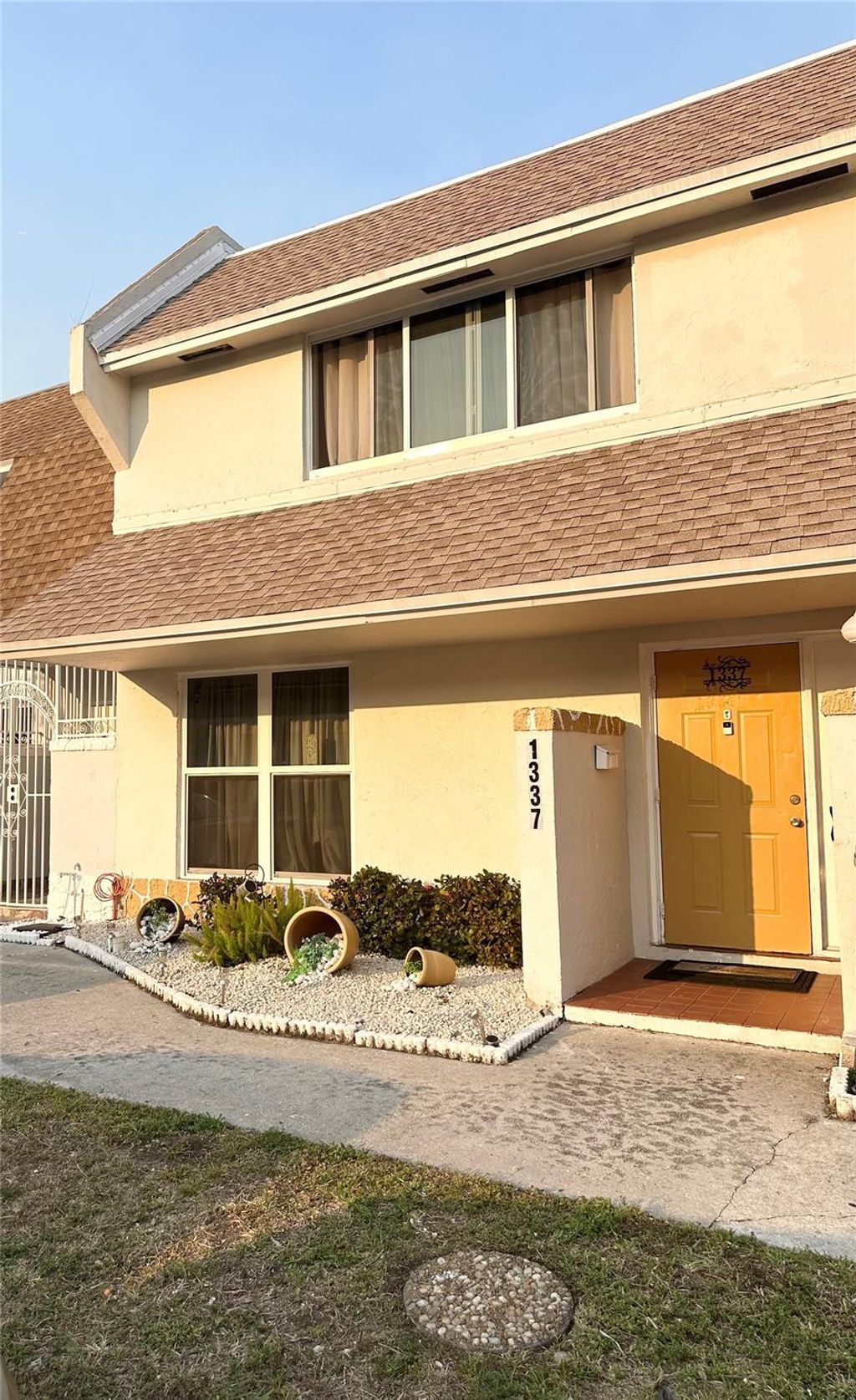 Photo of 1337 Seaview #1337, North Lauderdale, FL 33068 (MLS # F10552060)