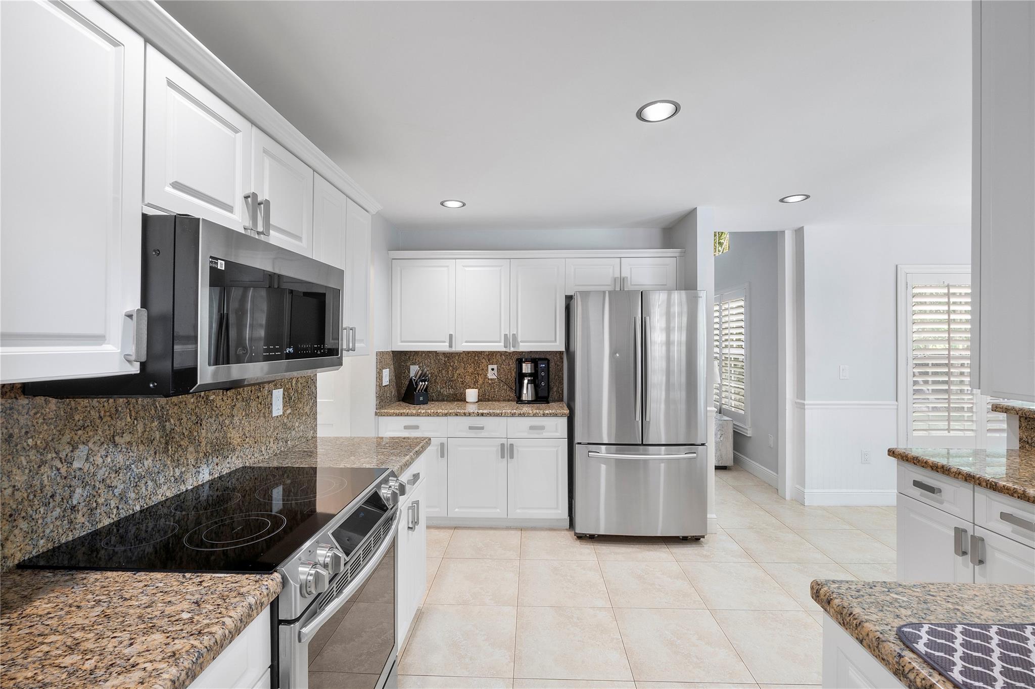 4280 NW 53RD CT, Coconut Creek, FL, 33073/$749,900 3 4280 NW 53RD CT
