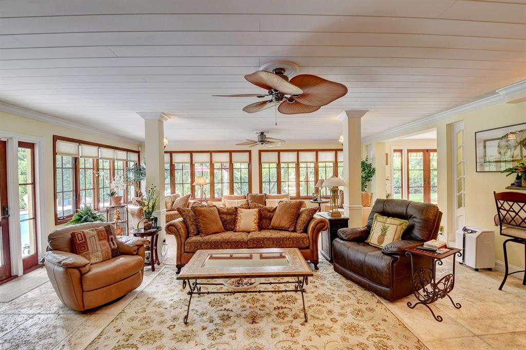 LAKEVIEW HEIGHTS UNIT 1 D - Residential