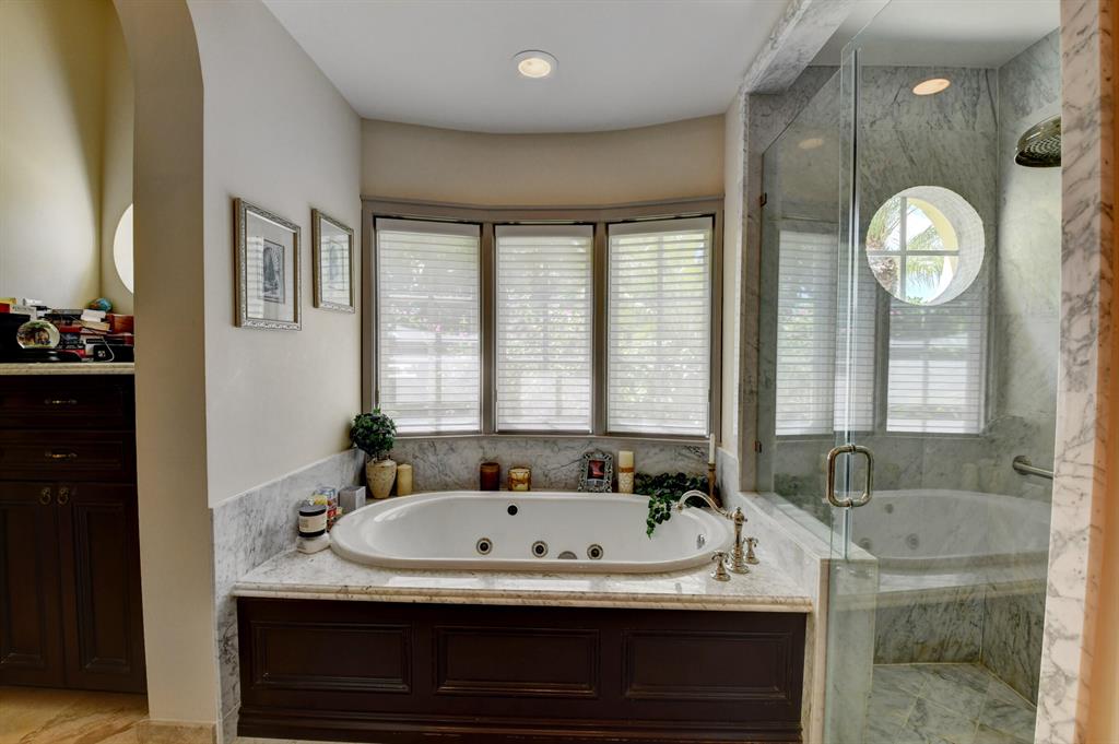 LAKEVIEW HEIGHTS UNIT 1 D - Residential