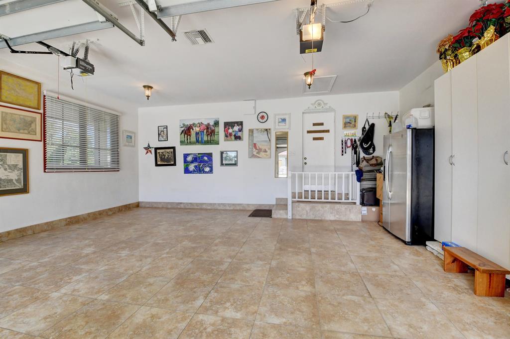 LAKEVIEW HEIGHTS UNIT 1 D - Residential