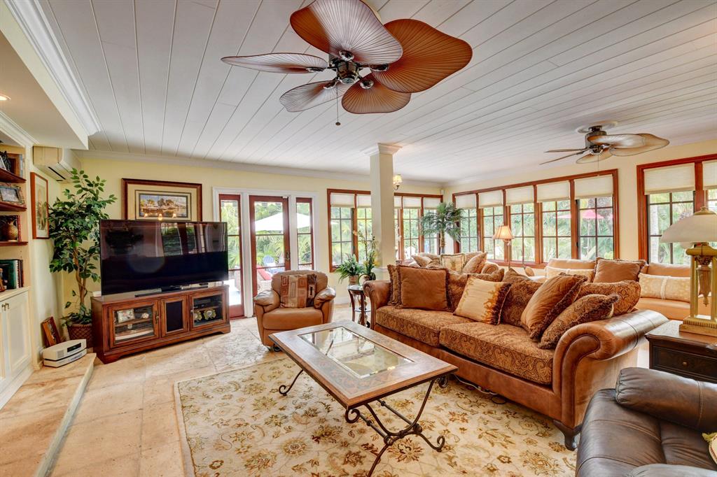 LAKEVIEW HEIGHTS UNIT 1 D - Residential