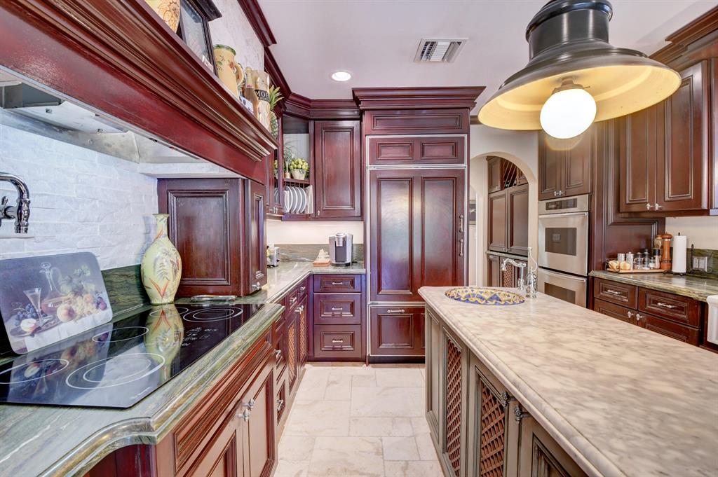 LAKEVIEW HEIGHTS UNIT 1 D - Residential