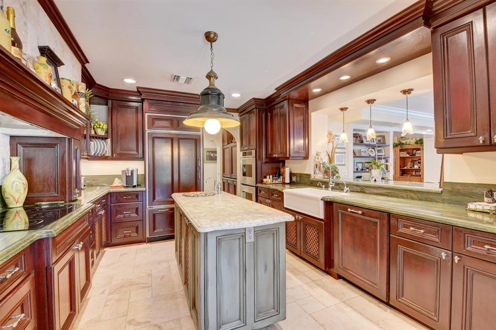 LAKEVIEW HEIGHTS UNIT 1 D - Residential