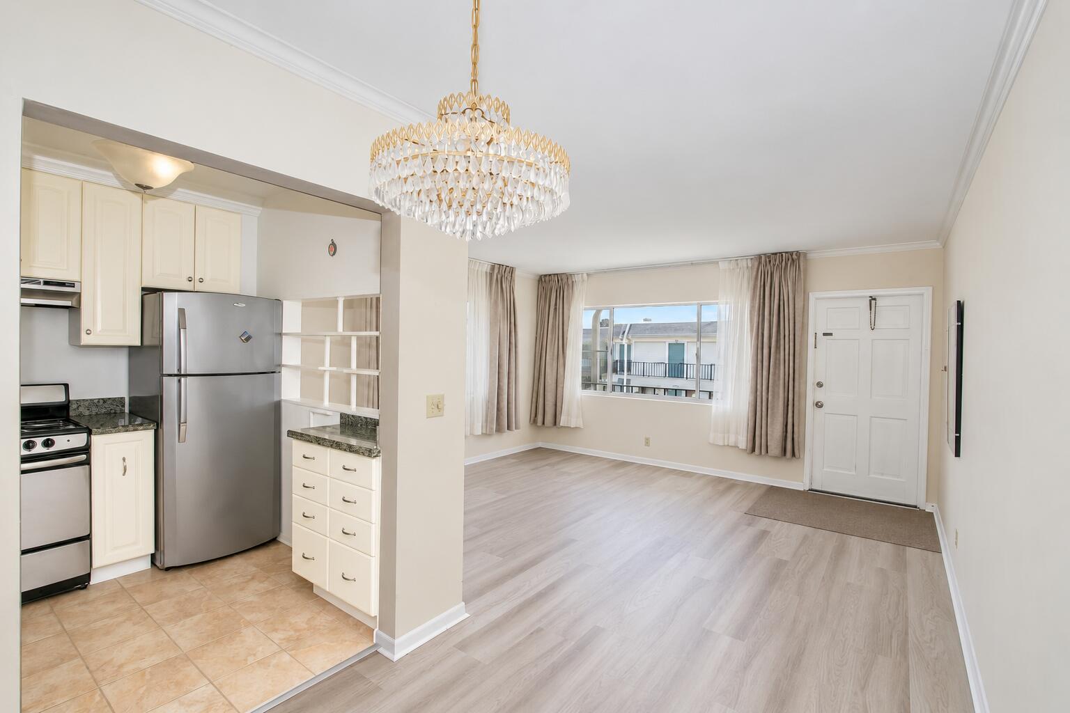 3240 Lake Osborne Drive 208