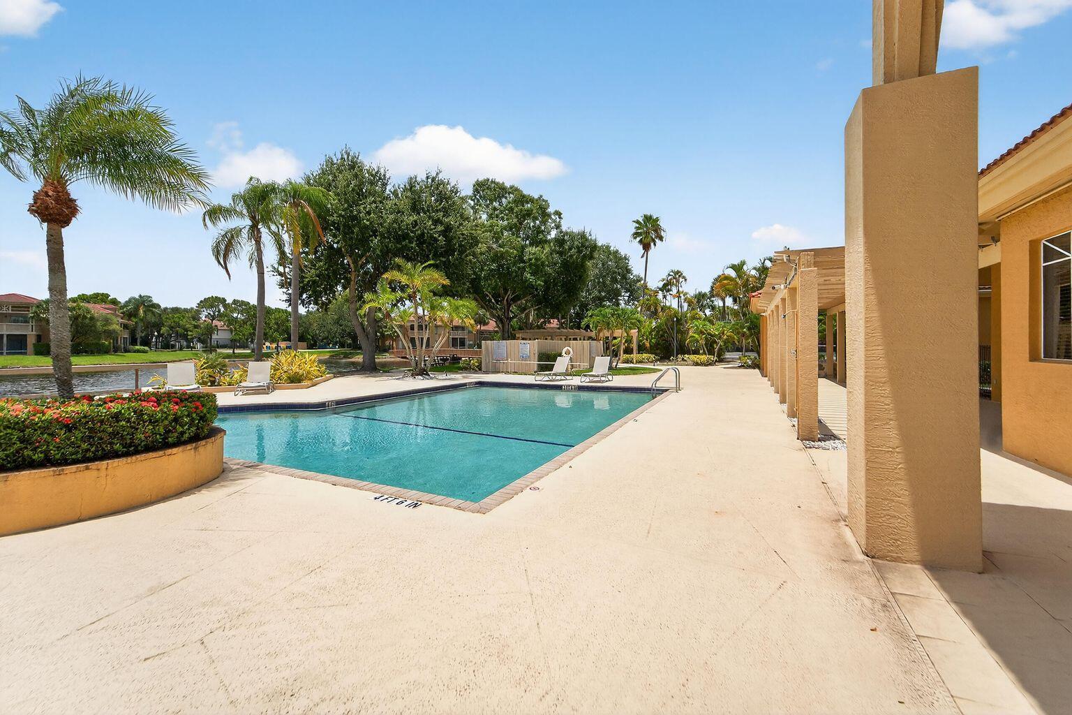 PALM LAKE CONDO - Residential Lease