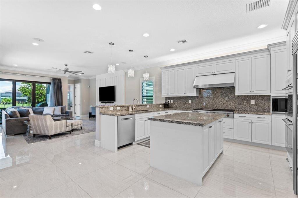 Seven Bridges - Residential