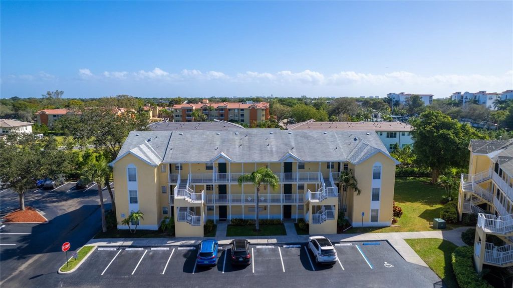 Photo of 6324 La Costa Drive #12-H, Boca Raton, FL 33433 (MLS # F10507877)