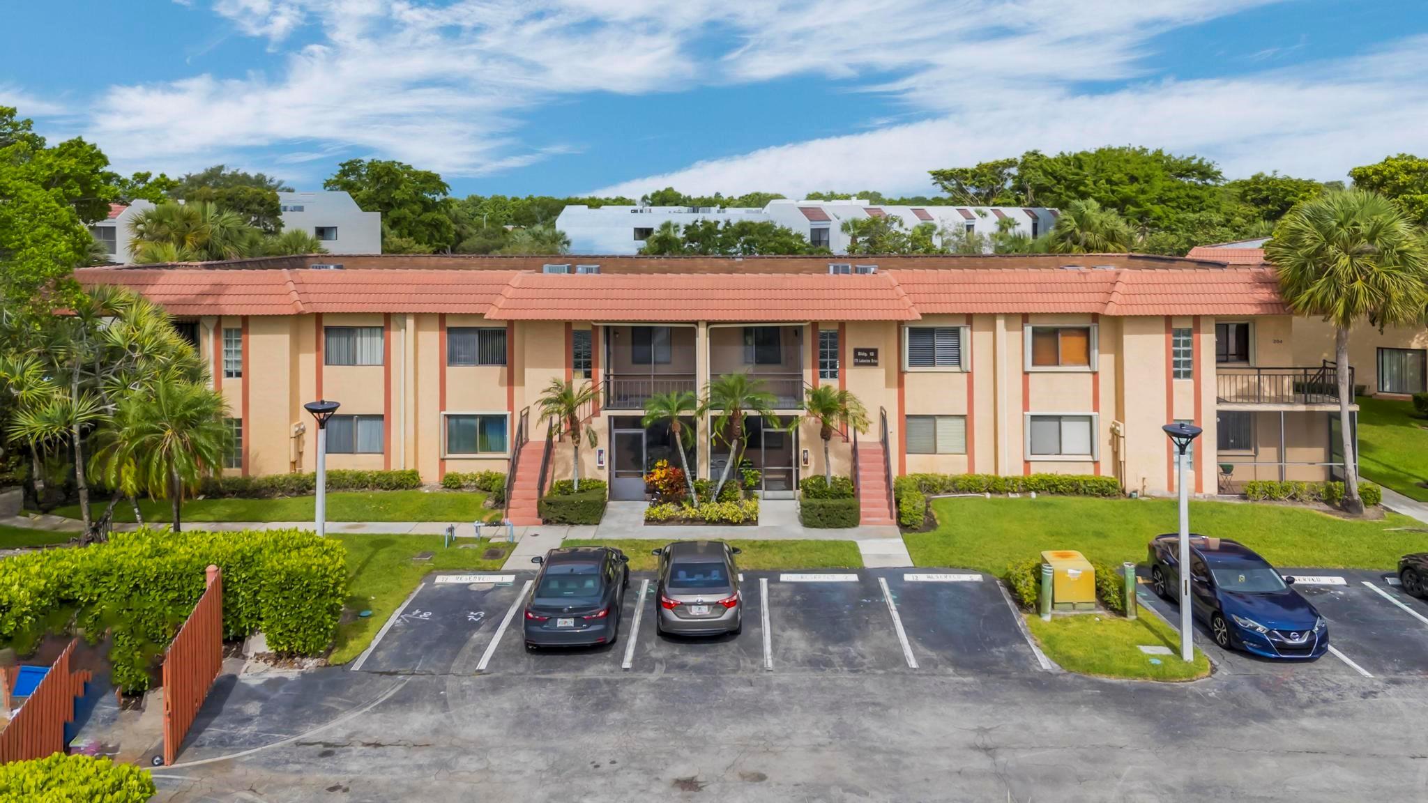 RACQUET CLUB APARTMENTS A - Residential