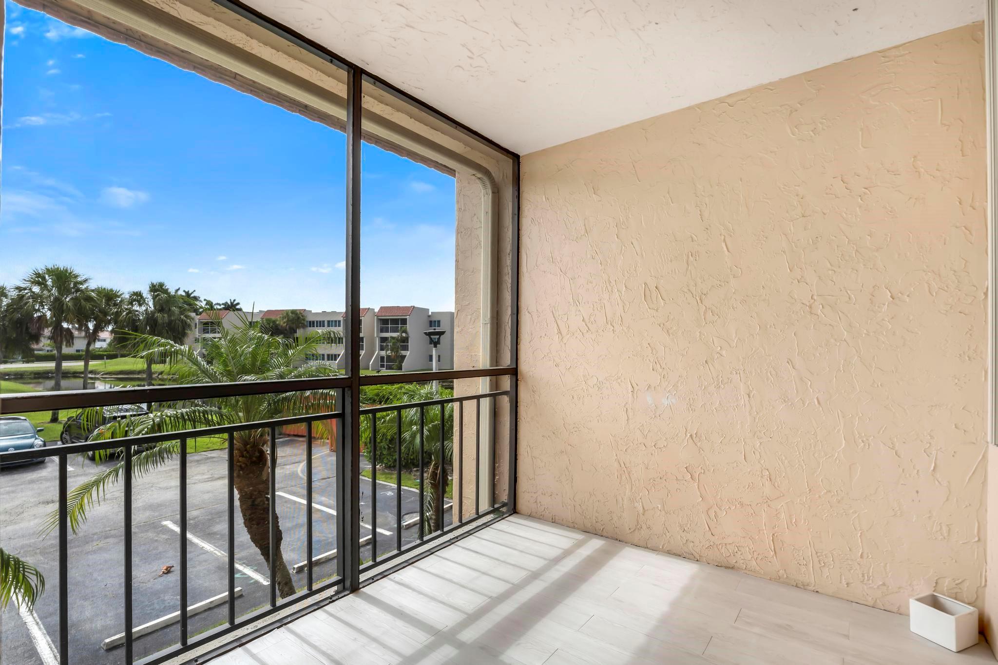 RACQUET CLUB APARTMENTS A - Residential