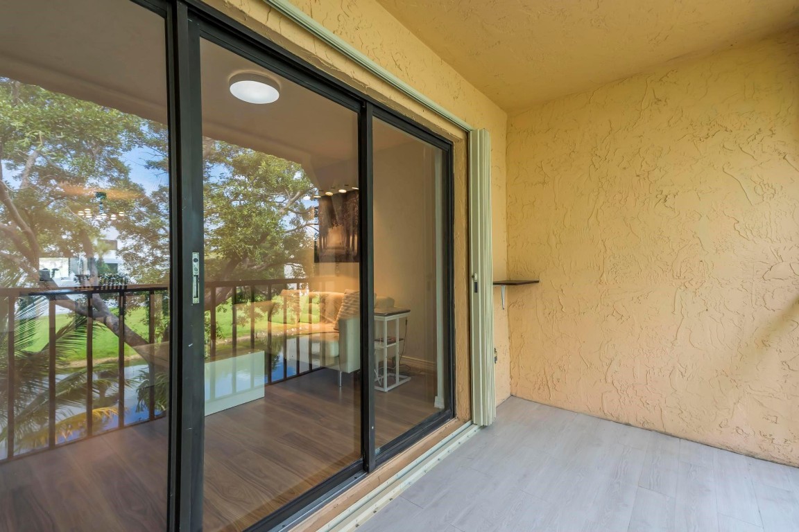 RACQUET CLUB APARTMENTS A - Residential