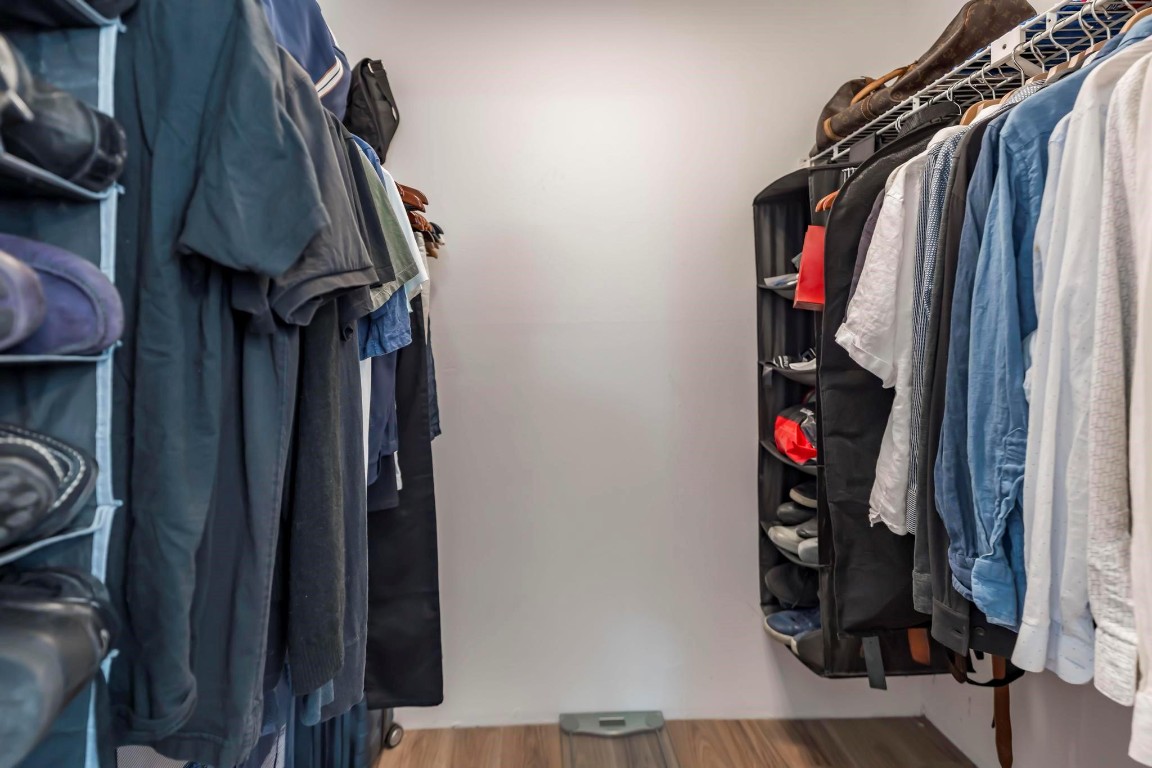 RACQUET CLUB APARTMENTS A - Residential