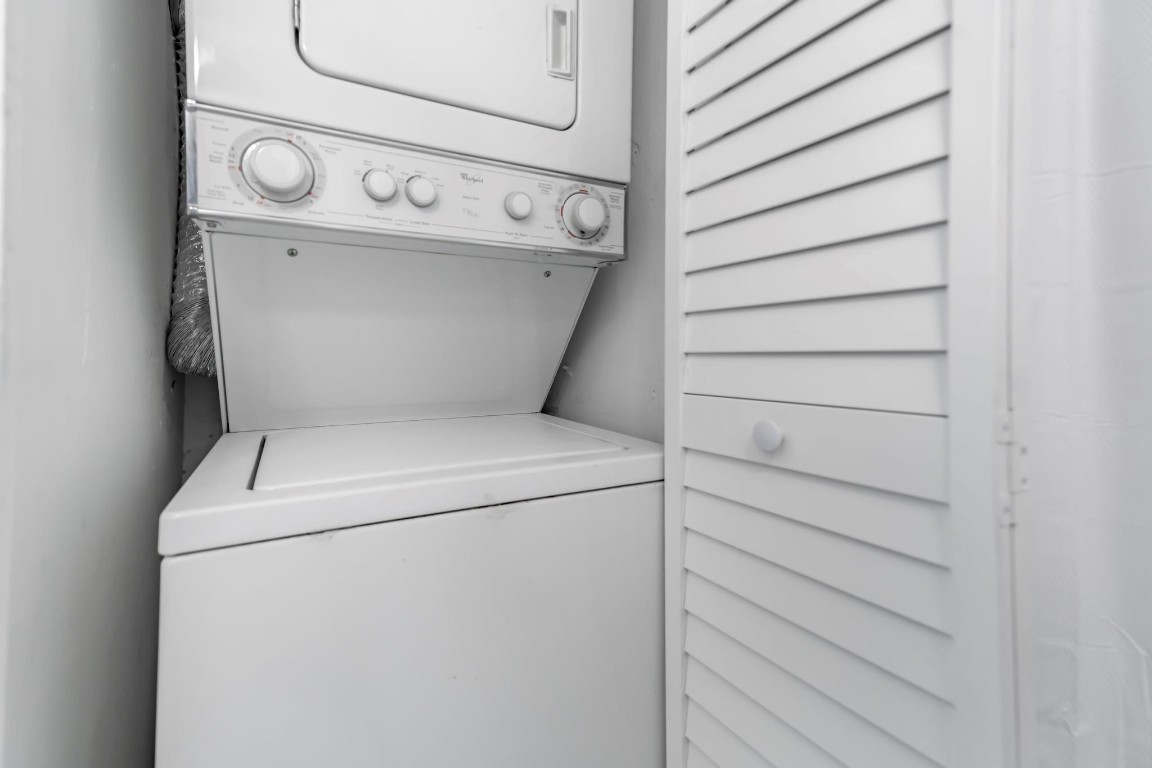 RACQUET CLUB APARTMENTS A - Residential