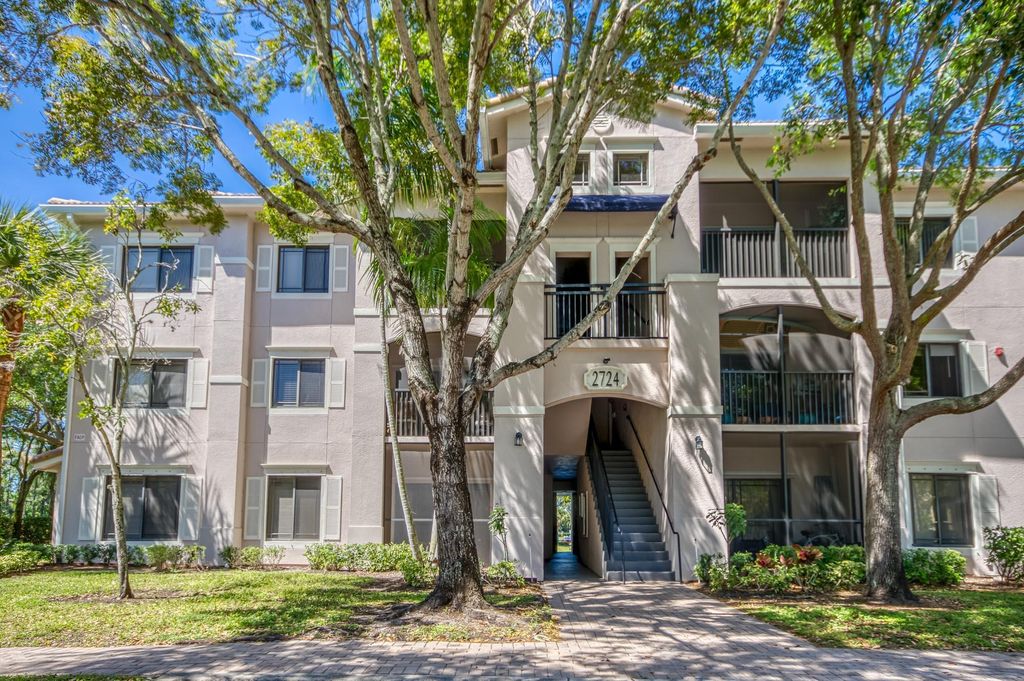 Photo of 2724 Anzio Court #101, Palm Beach Gardens, FL 33410 (MLS # R11072403)