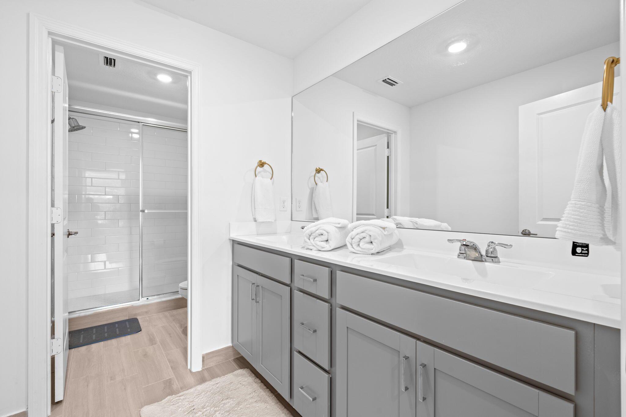 LAKESHORE AT THE FOUNTAIN - Residential Lease