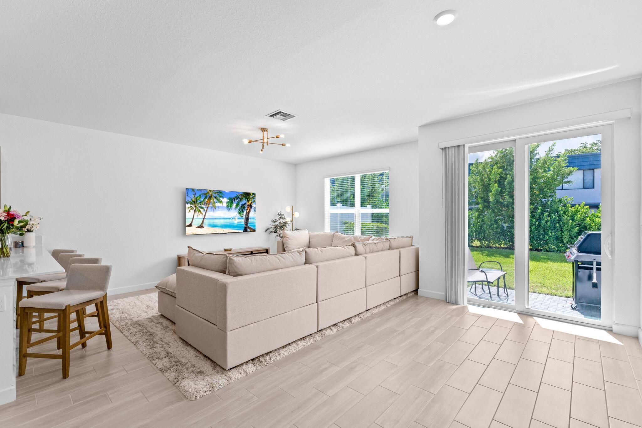 LAKESHORE AT THE FOUNTAIN - Residential Lease