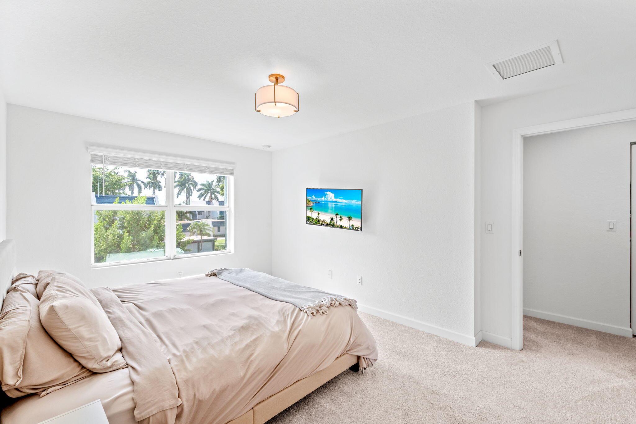 LAKESHORE AT THE FOUNTAIN - Residential Lease