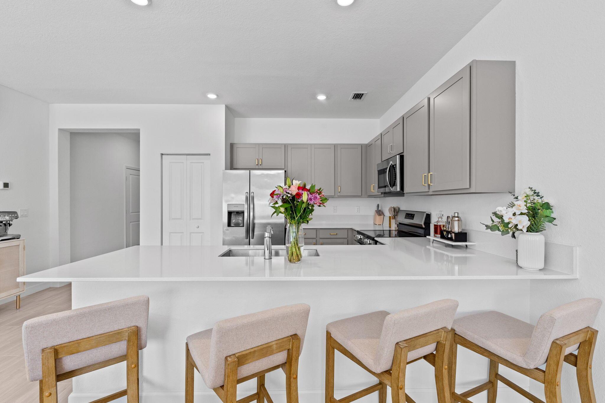 LAKESHORE AT THE FOUNTAIN - Residential Lease