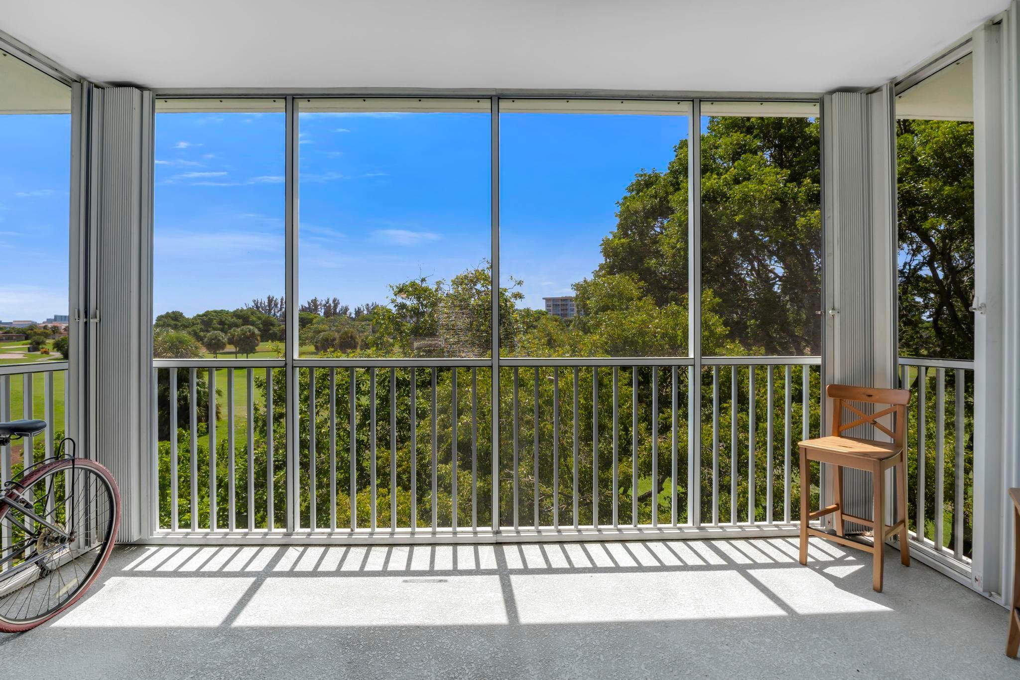 2800 N Palm Aire Drive 401